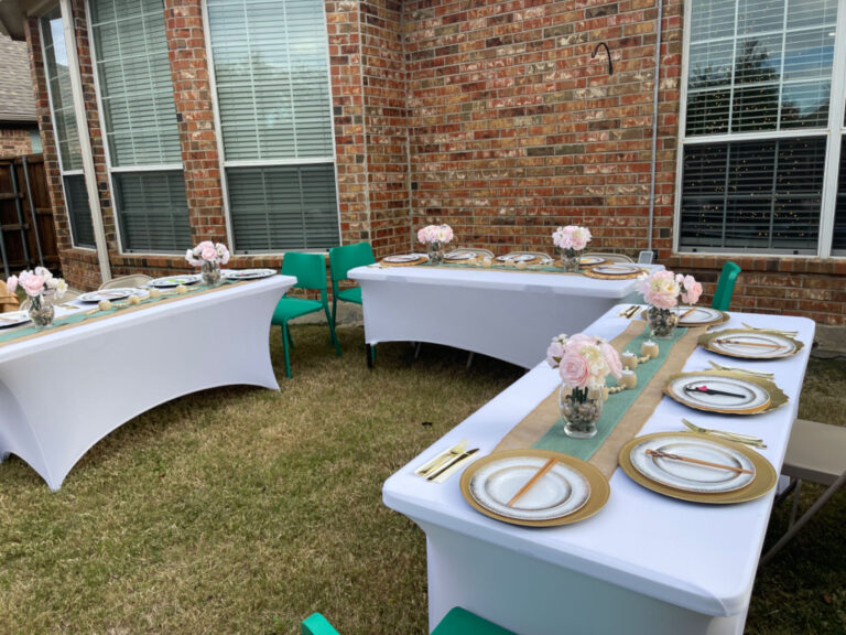 We Set Up Beautiful Tables for Hibachi Catering